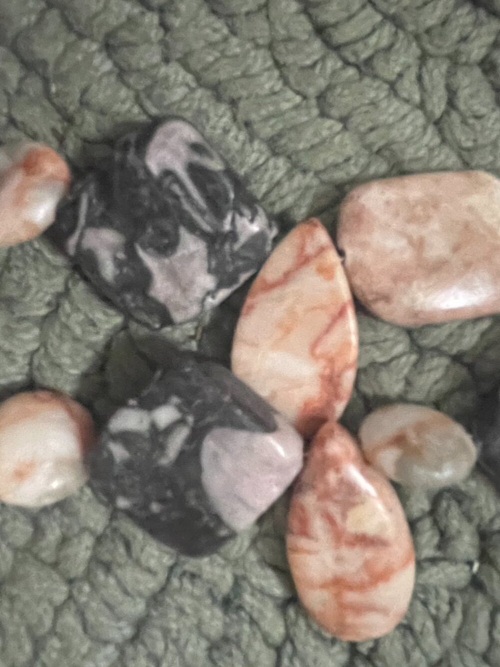 Agate Stone Necklace 20 inch 219.7 grams - Picture 6 of 7